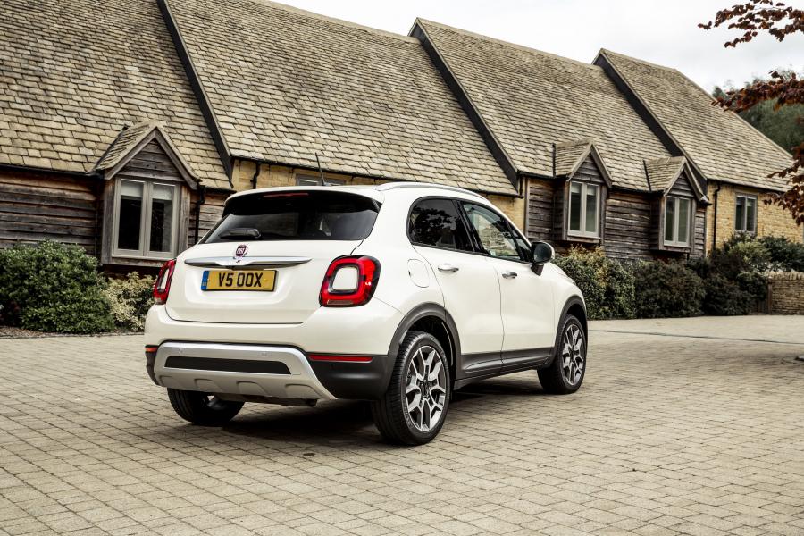  Fiat 500X Cross (334) 2018 года  (UK) (фото 46 из 47)
